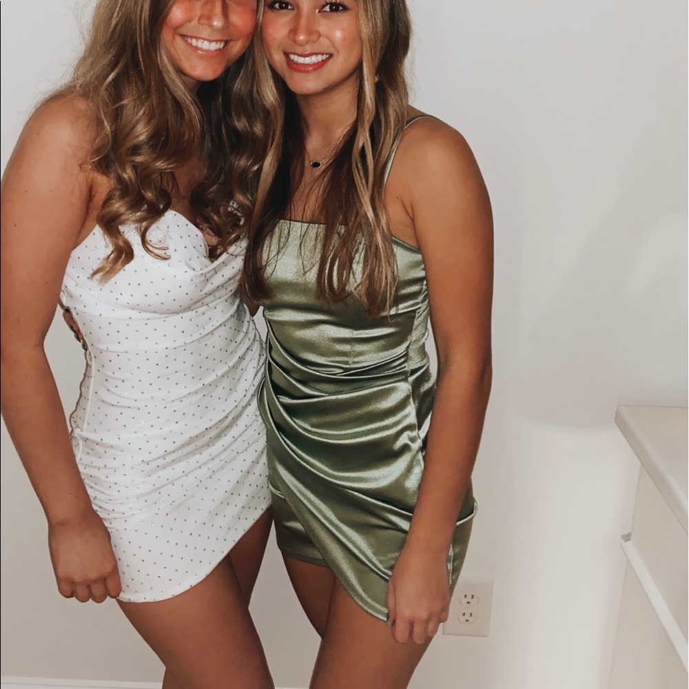 Windsor, green short mini dress